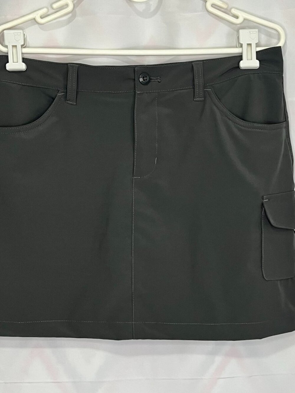 Eddie Bauer Women's Dark Gray Skort - Size 10 golf pocket sporty court hiking